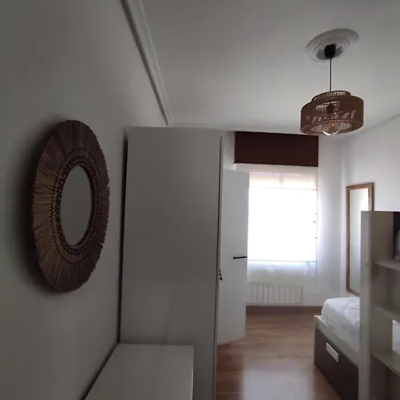 Tr Via Cornelia Centro De * Сантандер