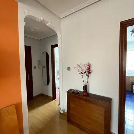 Tr Vía Cornelia Centro De Apartamento *