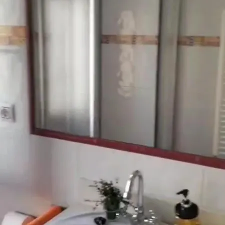 Tr Via Cornelia Centro De 아파트 *